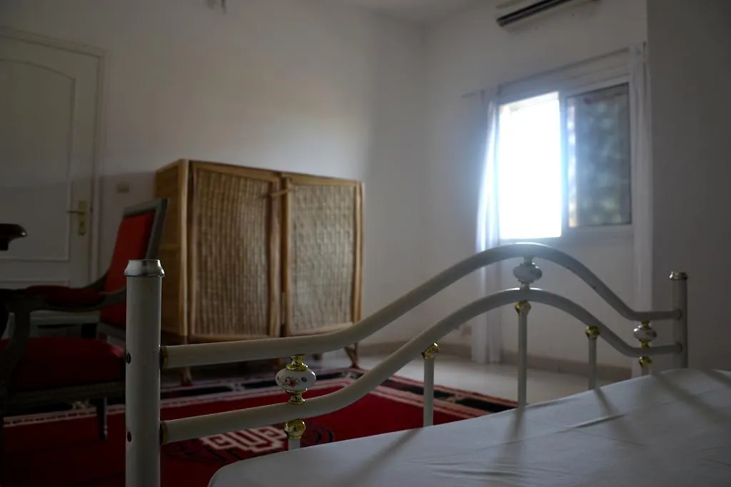 Quiksilver Boardriders Surf Camp Hostel Dakar